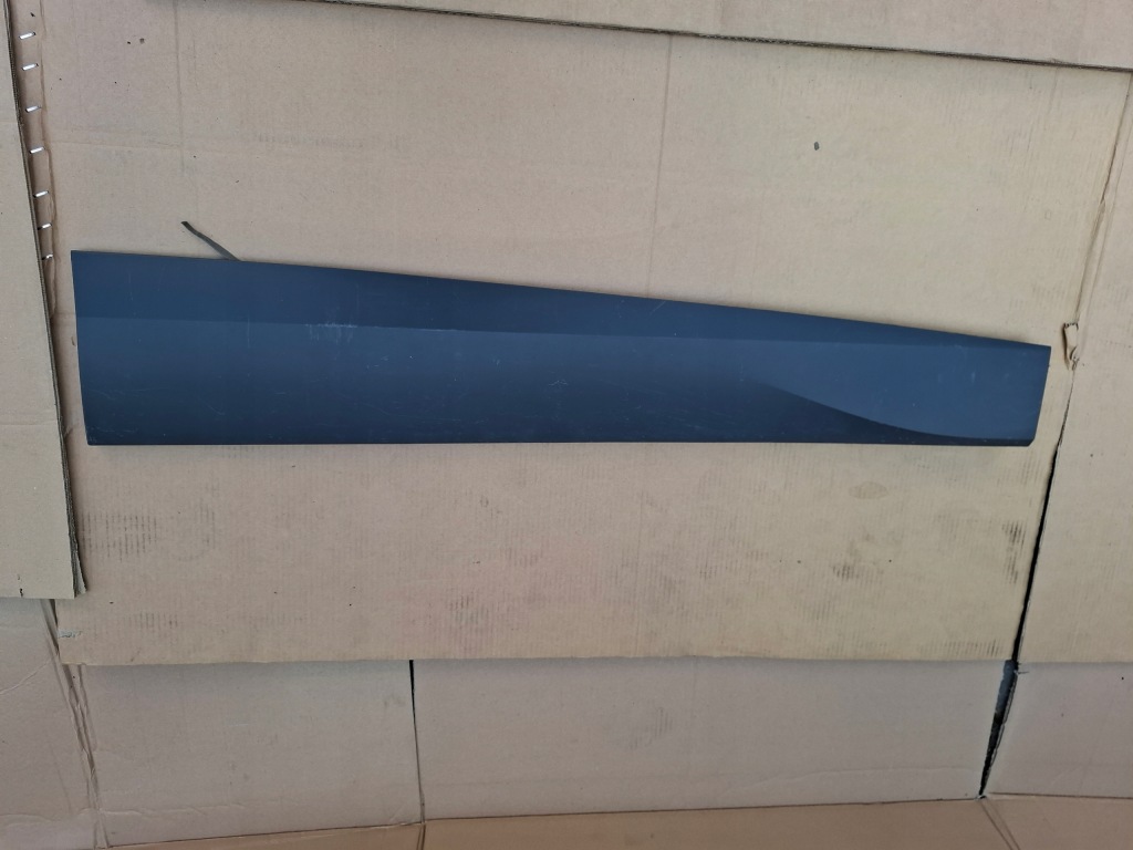 фото №1, Vw id4 id.4 молдинг двері правий перед передня 11a854940d