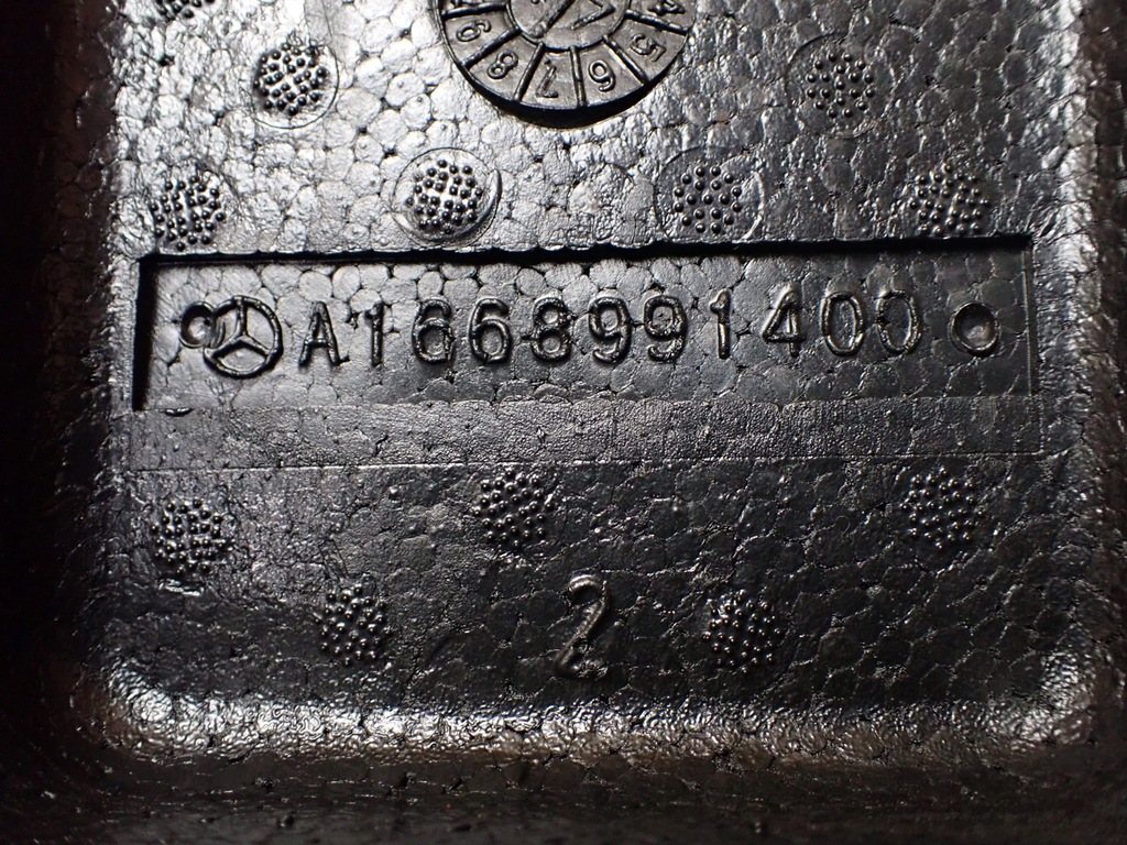 фото №7, Шумоизоляция багажника mercedes gls ii x166 3.0 17r a1668991400 9405