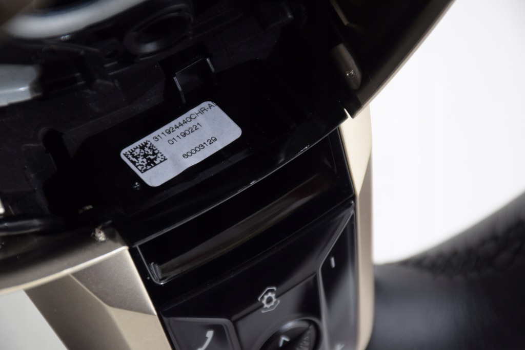 Bmw ix i20 воздуховод мультифункция кожа с подогревом оригинал Киев