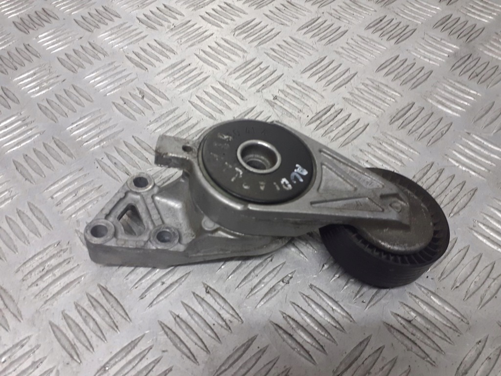 фото №1, Натягувач поперечина audi a3 8l 1.8 20v