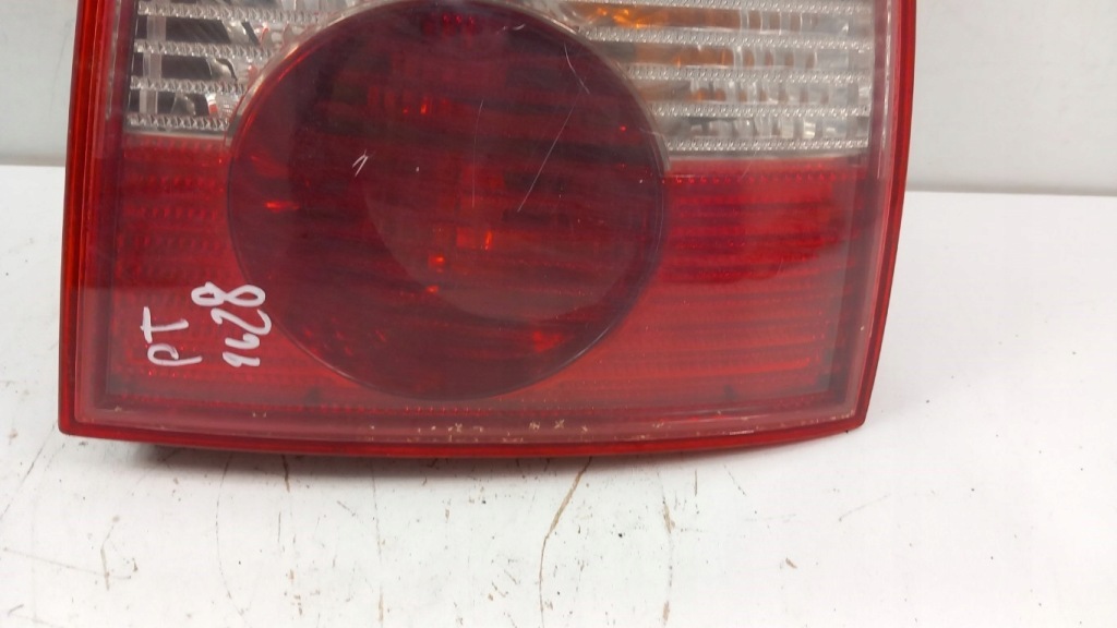 фото №3, Vw passat b5 lift sedan лампа задняя правая