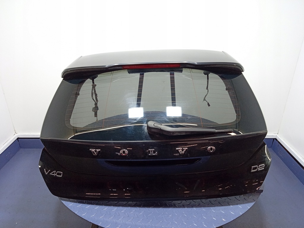 фото №1, Volvo v40 ii задняя крышка багажника багажника 71700