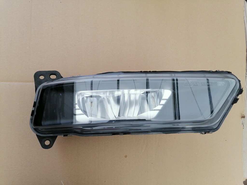 фото №1, Протитуманна фара правий led man tg3