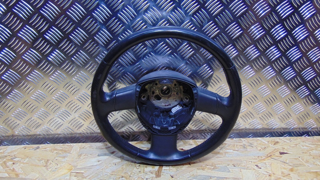 фото №1, Воздуховод 3-спицевой audi a6 c6 a4 b7