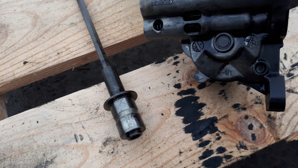 фото №4, Audi оригинальный номер 059115105aj насос масла