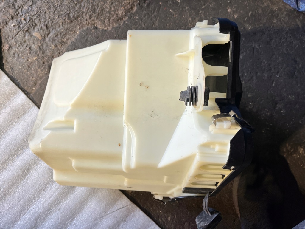 фото №6, 5 bmw x5 x6 e70 f15 f16 корпус компьютер коробка корпус