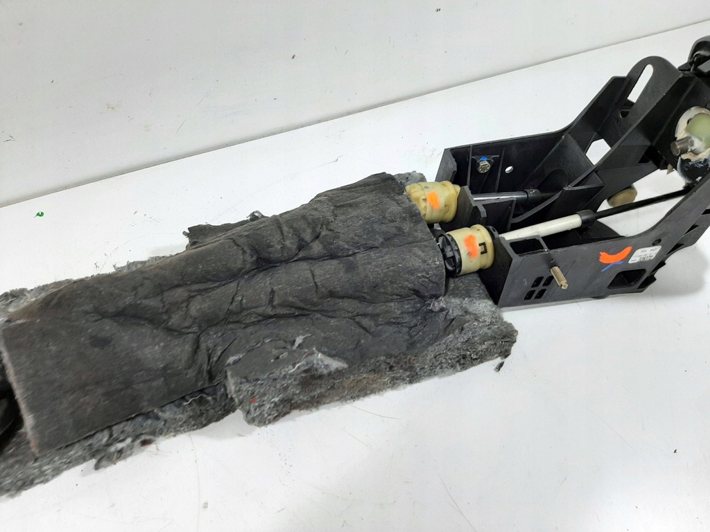 фото №10, Renault grand scenic ii 1.5dci 04r выборщик домкрат передач тросы 8200326372