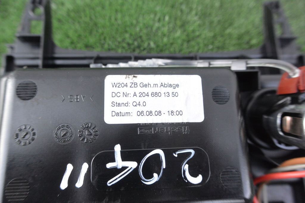 фото №5, Попільничка бардачок mercedes w204 lift w207