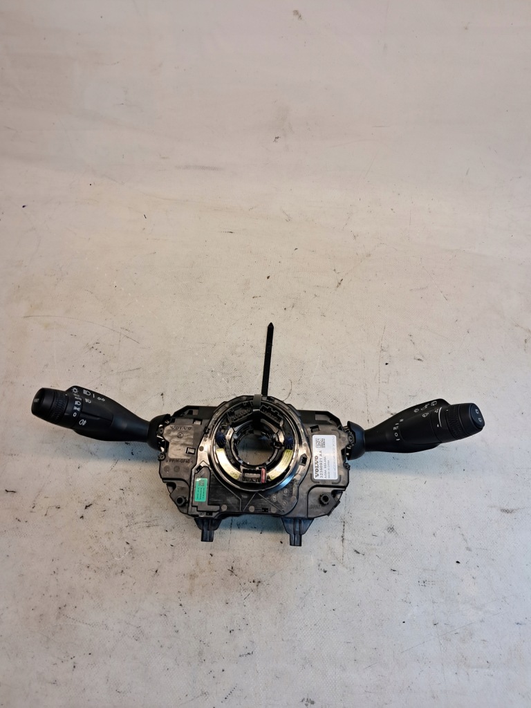 фото №1, Перемикач комбінований перемикачі стрічка volvo xc60 ii 32350921