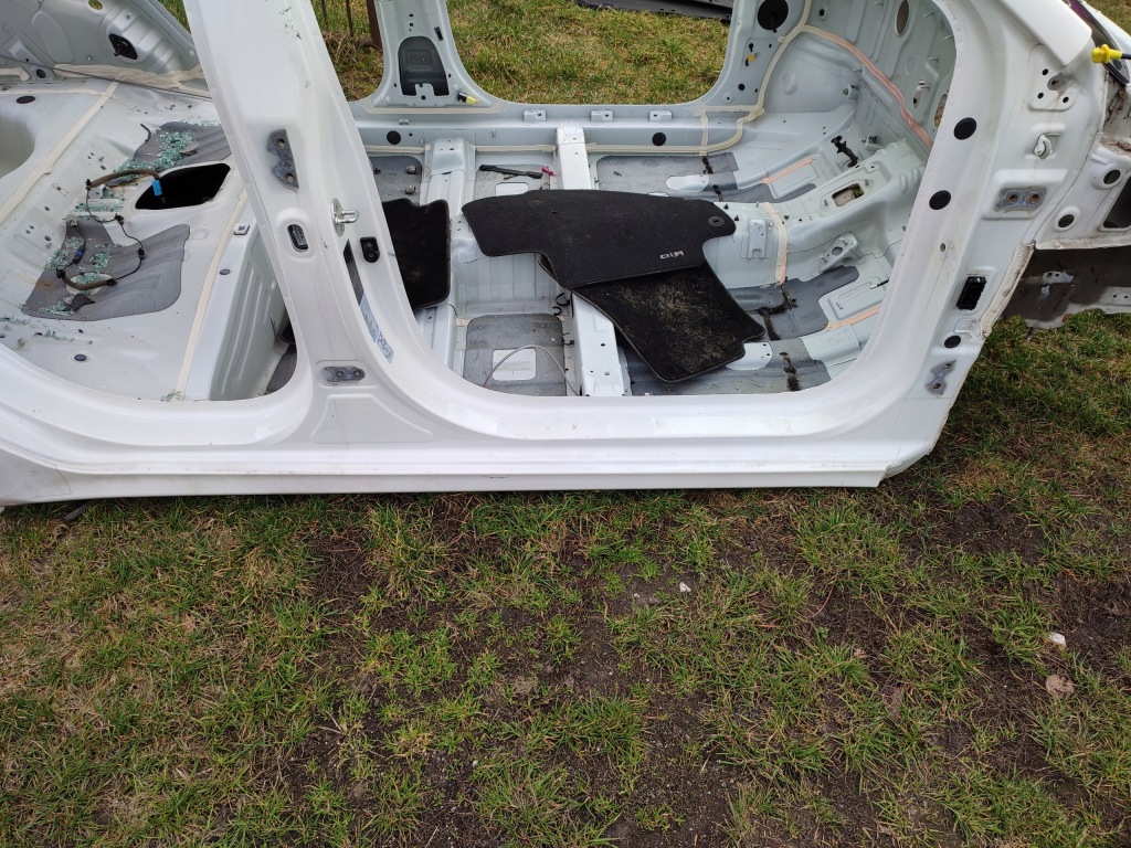 фото №2, Kia rio iv 17- поріг права сторона колір ud