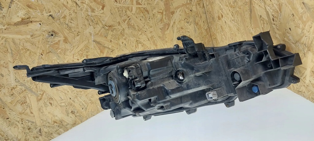 фото №10, Toyota corolla e210 e21 2020 лампы передние