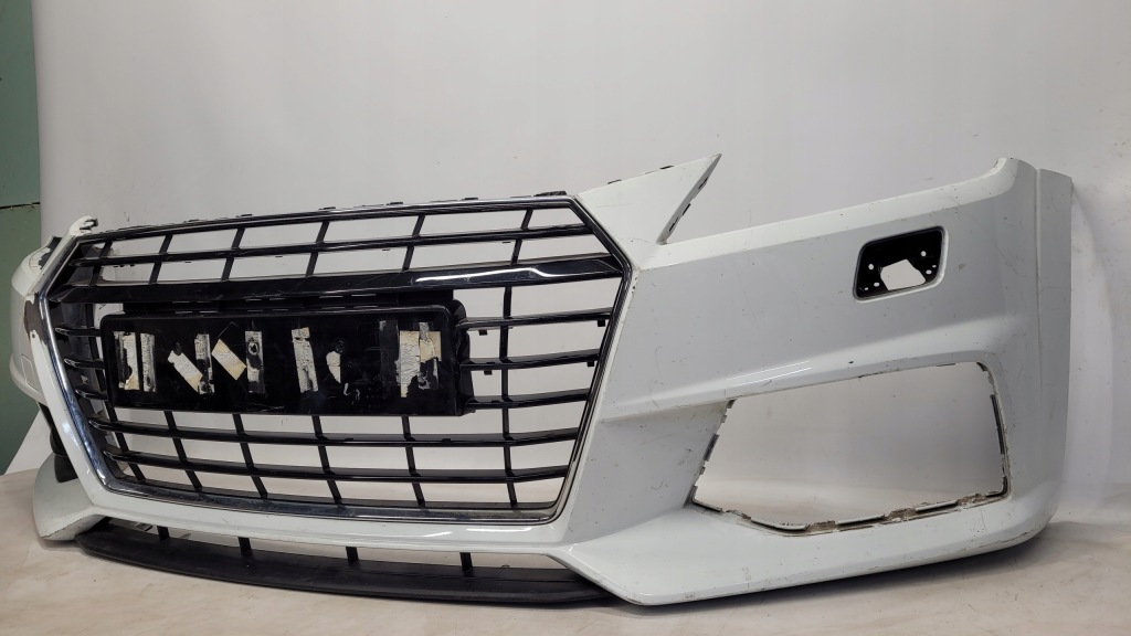 фото №5, Audi tt s-line 8s0 15r- бампер с решётка oryg.