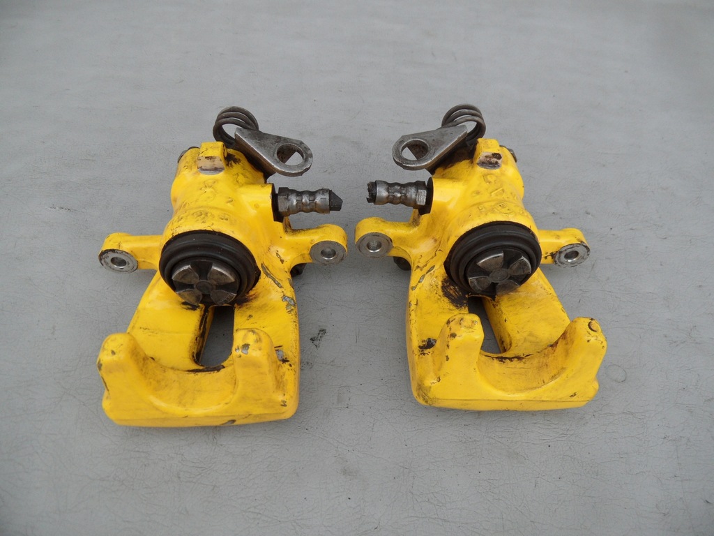 фото №5, Супорт гальмівний правий лівий задня fiat 500 abarth