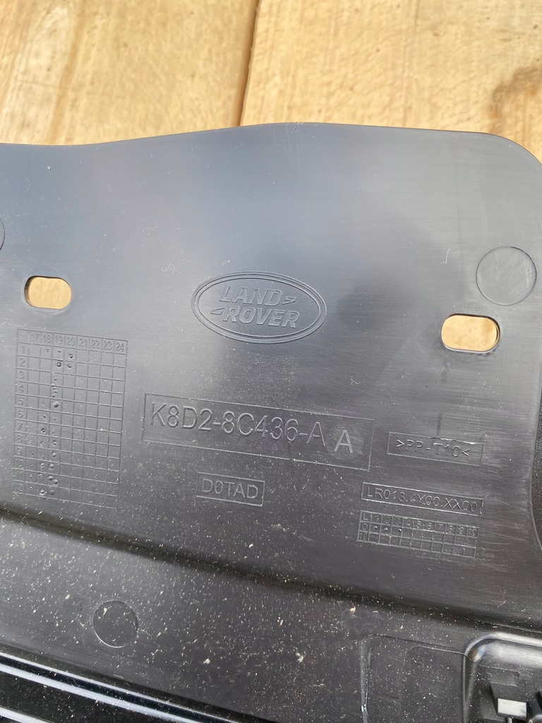 фото №10, Land rover evoque 19- решітка радіатора решітка радіатора k8d2-8c436-aa