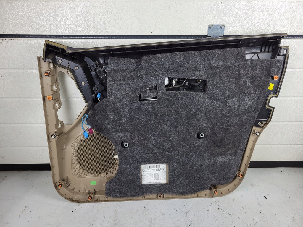 фото №9, Mercedes glk x204 10r обивка обшивка дверь левый перед europa