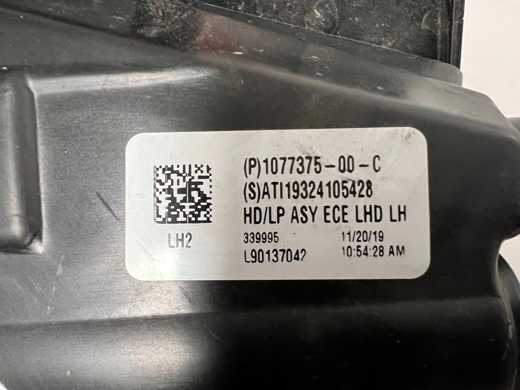 Фара фара передняя левая - tesla model 3 y full led 17-23 с Разборки