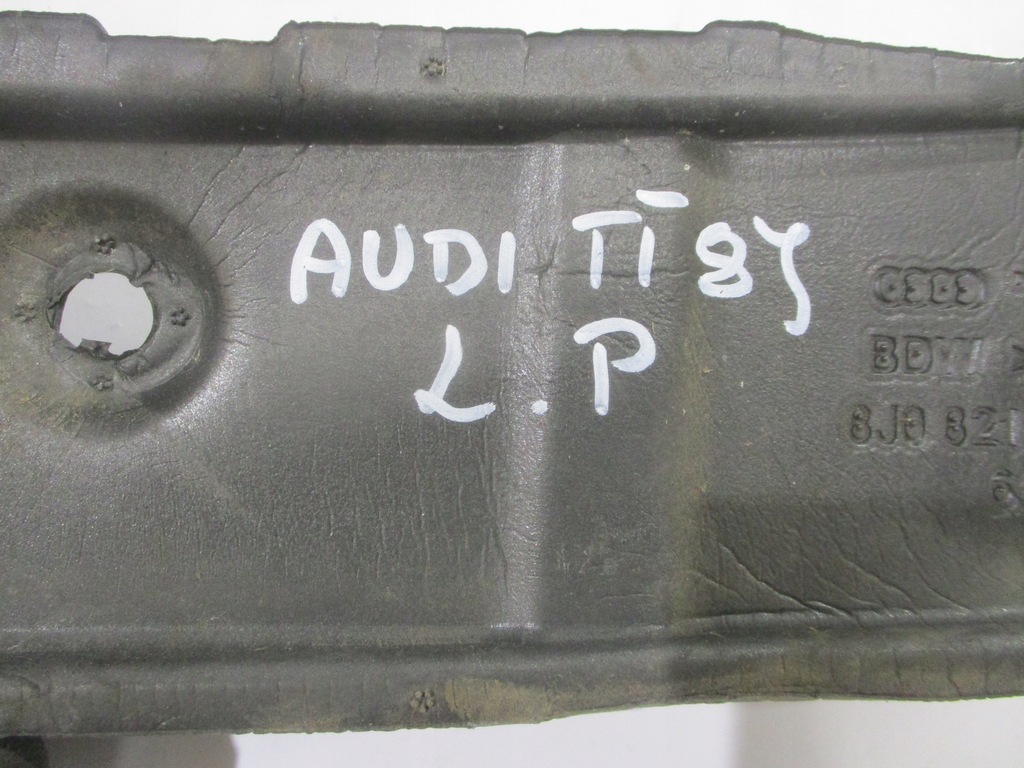 фото №11, Шумоізоляція крила ліва audi tt 8j 8j0821111a