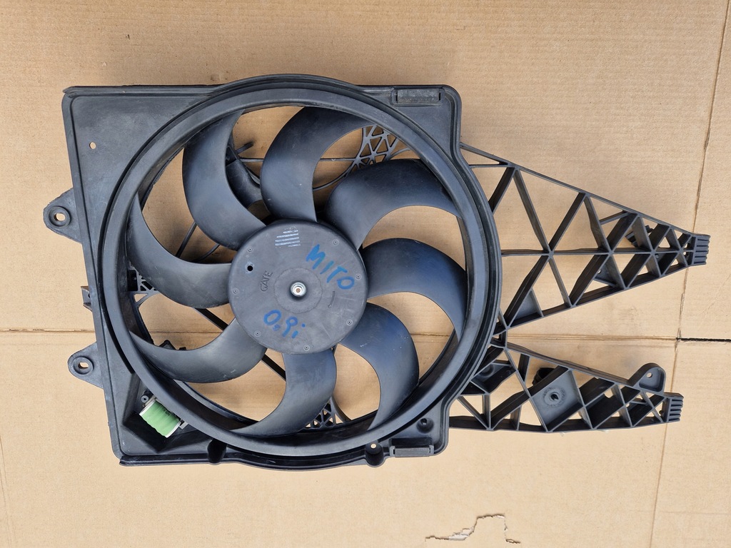 фото №7, Alfa romeo mito 0.9 denso вентилятор радіатора кондиціонера 50530544 a/c ft