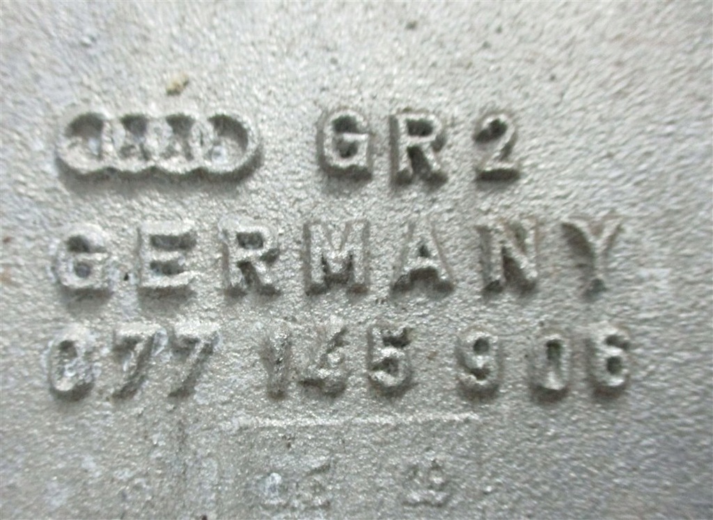 фото №5, Воздухозаборник интеркулер audi a6 rs6 c5 4.2 077145908