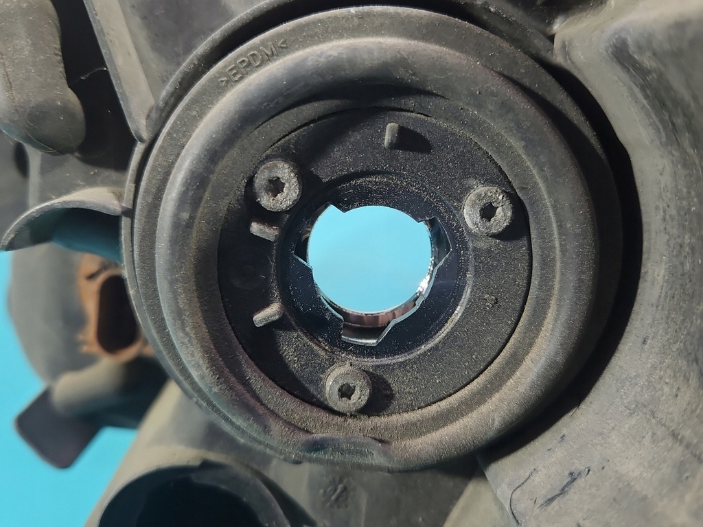 фото №11, Фара правый лампа перед ксенон chrysler voyager v 07-10 europa