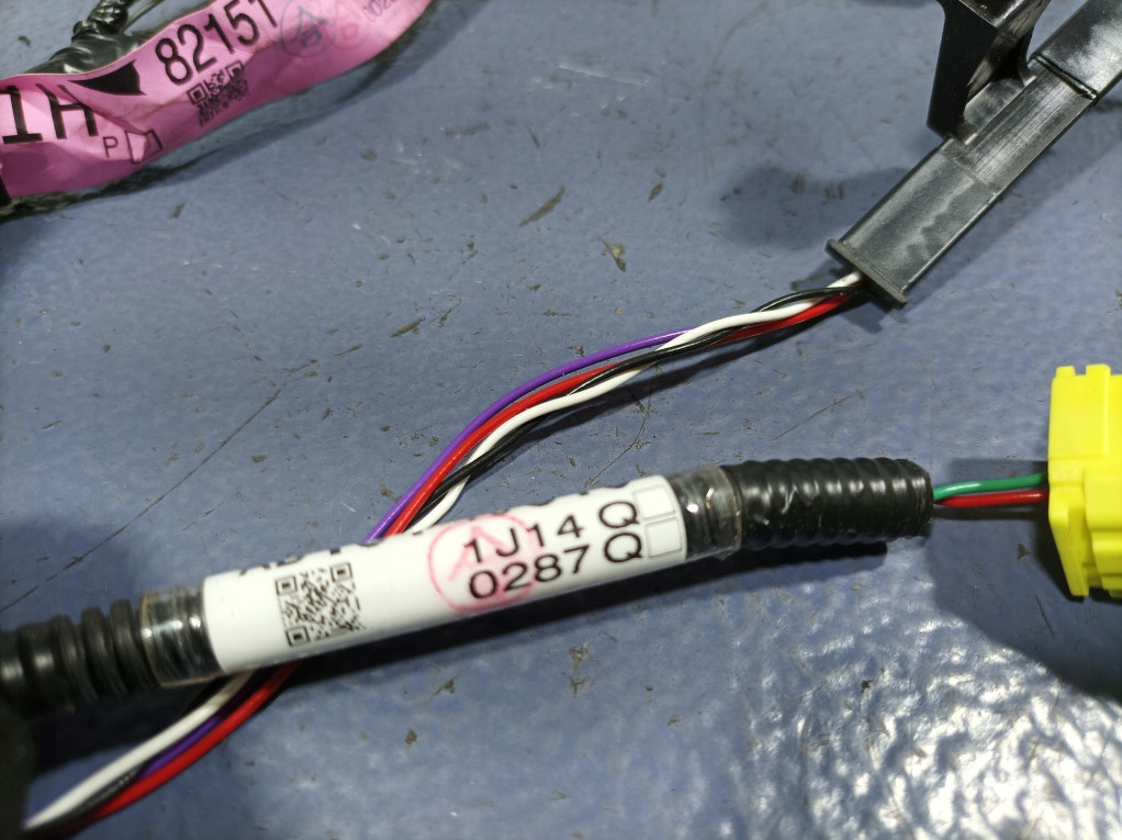 Lexus ux 250h джгут електропроводка двері правий перед 82151-76580 Київ