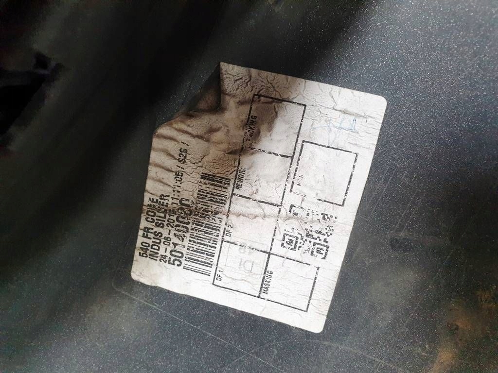 фото №13, Jaguar e-pace 19r x540 men indus silver бампер перед комплект решітка радіатора ґрати