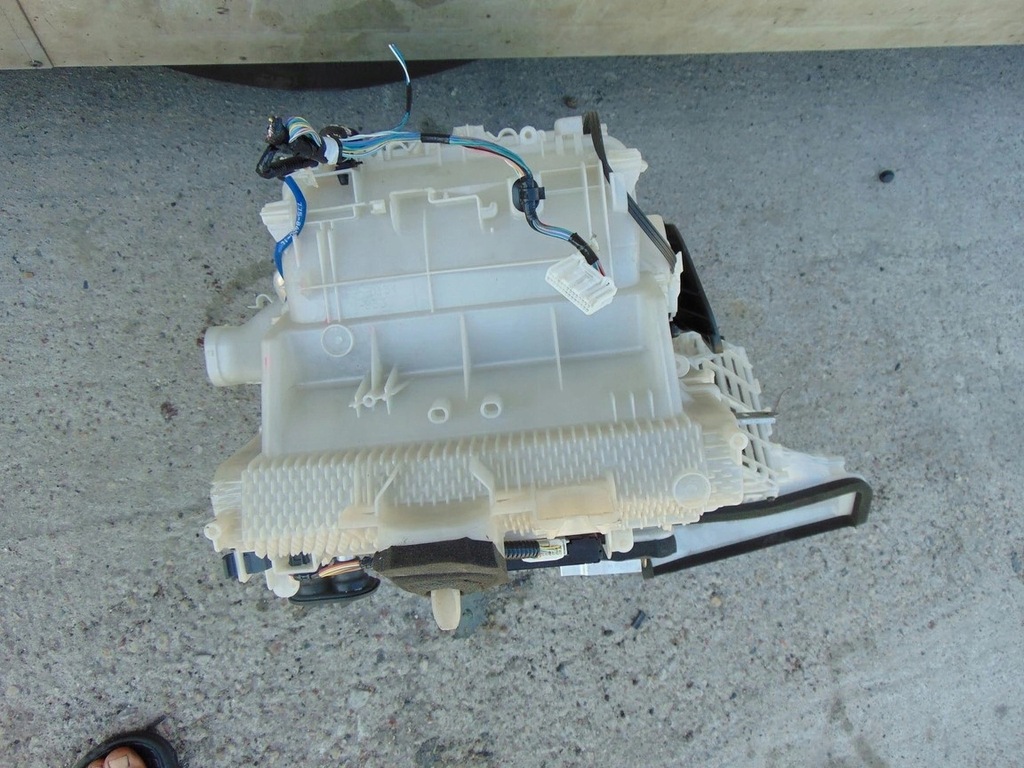 фото №7, Отопитель комплектная toyota iq climatronic europa