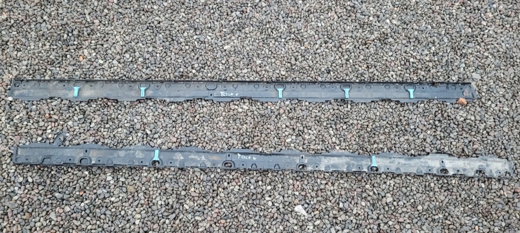 фото №1, Кронштейн акумулятора напрямна tesla x