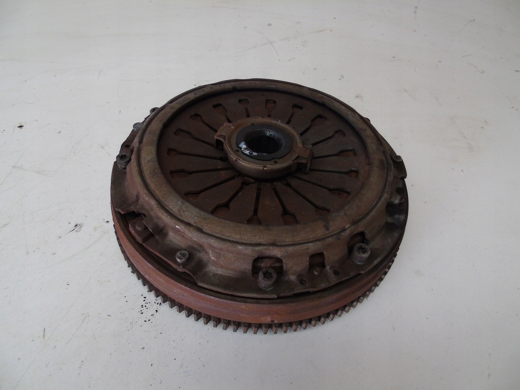 фото №1, Двухмассовый маховик alfa romeo 147 1.9