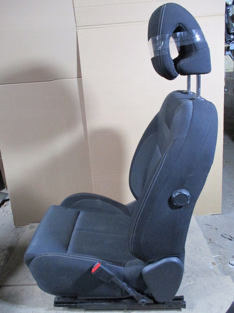 фото №10, Сидіння правий перед citroen c4 ii b7