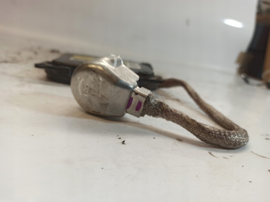 фото №8, Toyota avensis t27 преобразователь ксенон 85967-51050