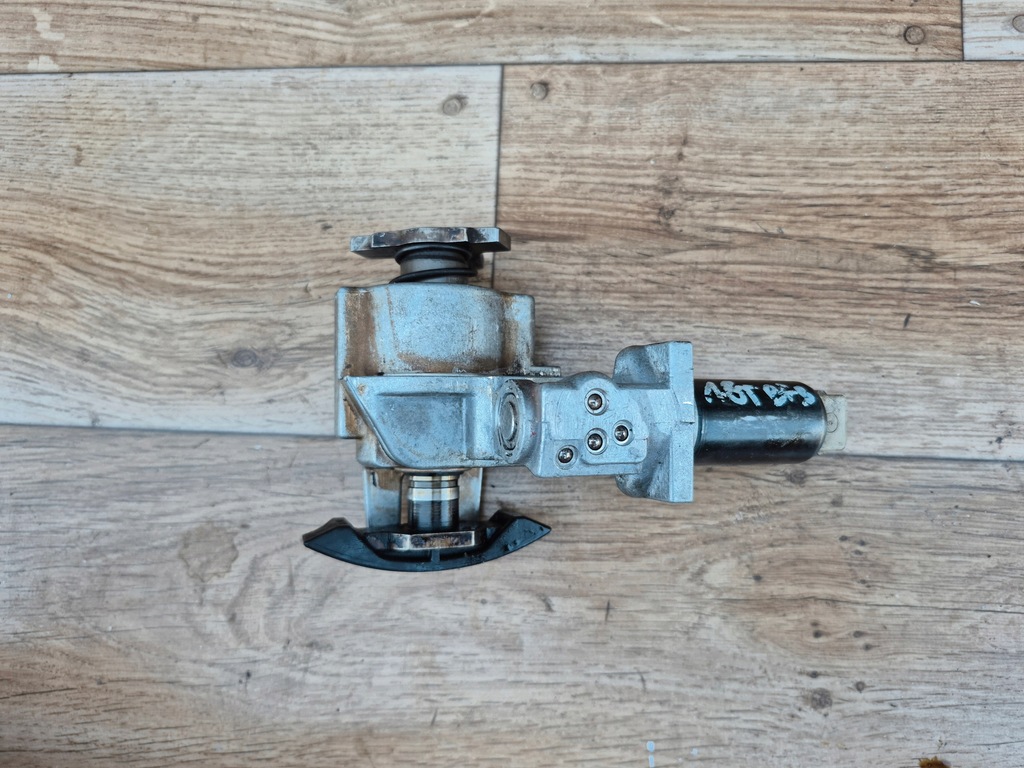 фото №1, Натягувач ланцюга розподільного валу passat b5 1.8t