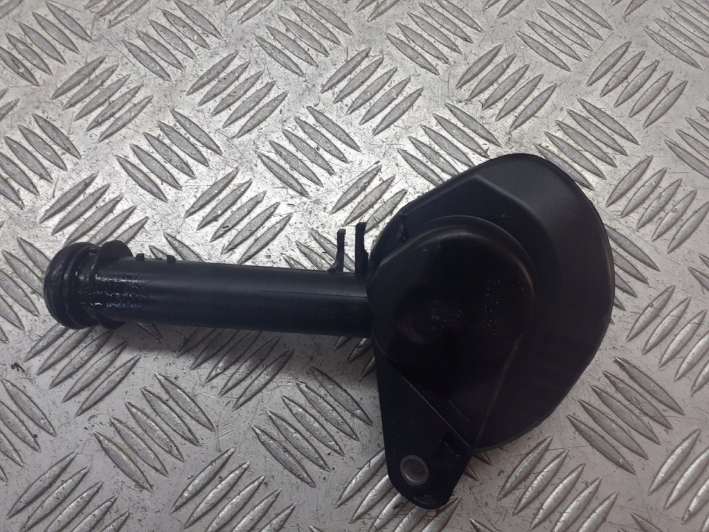 Заливна горловина оливи renault twingo 2 1.2 8200639421a Ціна