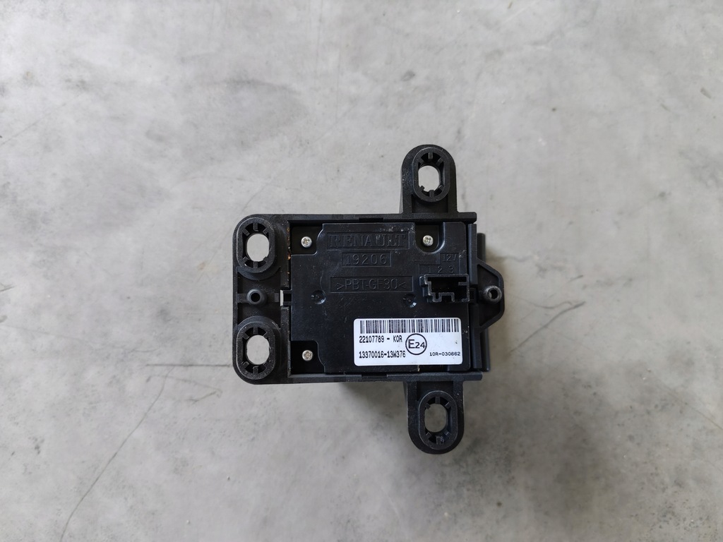 фото №2, Выключатель переключатель тормоза ручного renault gama range t c k 22107789