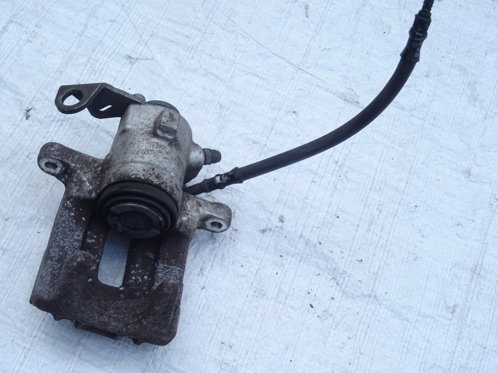 фото №4, Суппорт тормозной задняя задний левый skoda rapid spaceback диаметр поршень 38mm