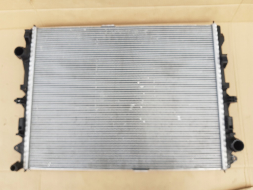 Mercedes e w213 1.5 2.0 m264 рестайлінг  2x радіатор води Зі Шроту