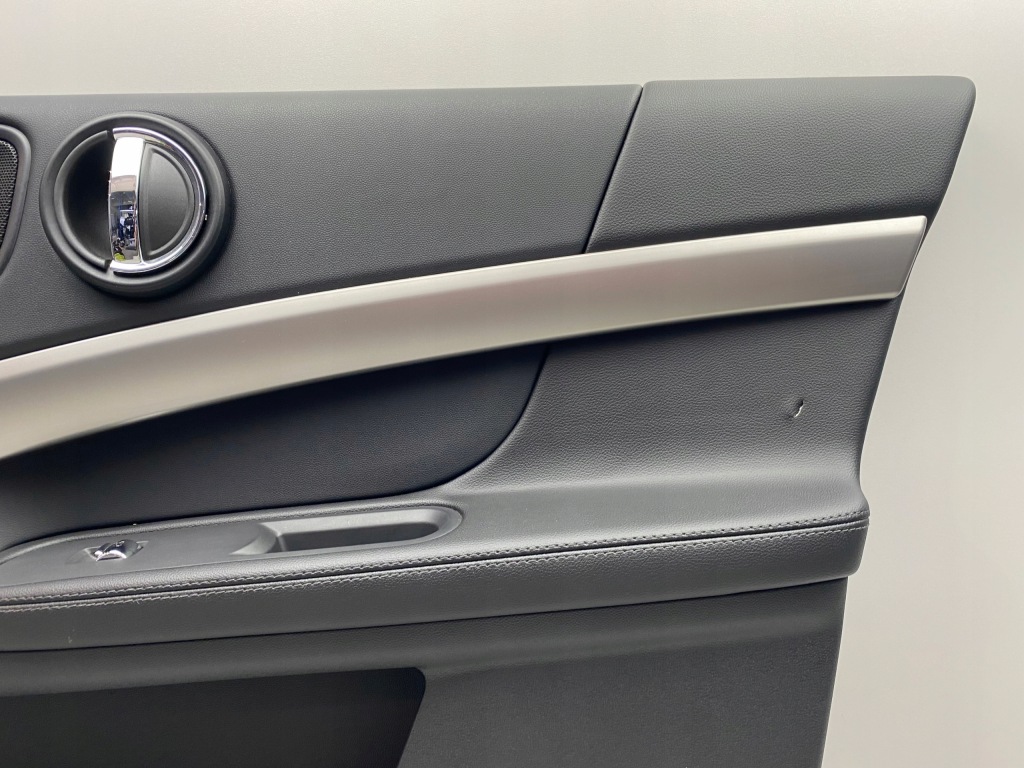 фото №3, Mini countryman f60 обшивка обивка дверь led