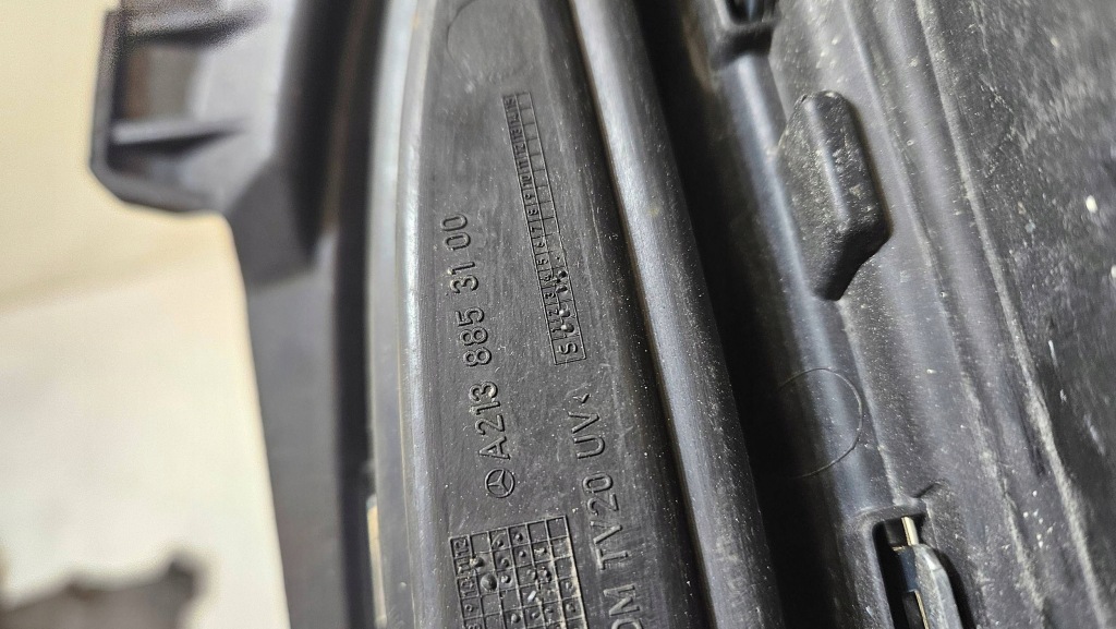 Наконечник выхлоп хром левый задний  mercedes e-klasa w213 a213 a2138853100 с Разборки