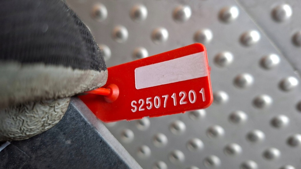 Решётка радиатора решётка радиатора 1308067070 fiat ducato iii 2006- Доставка