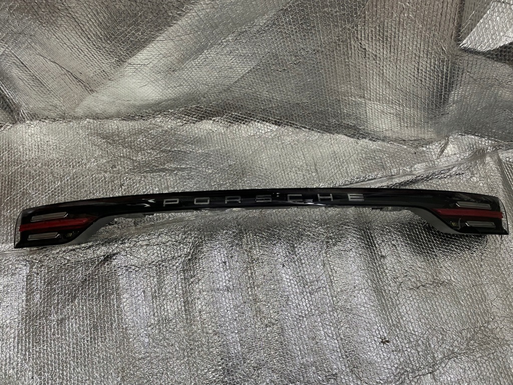 Купити Porsche cayenne 9y 9y0 фара задній задня led накладка