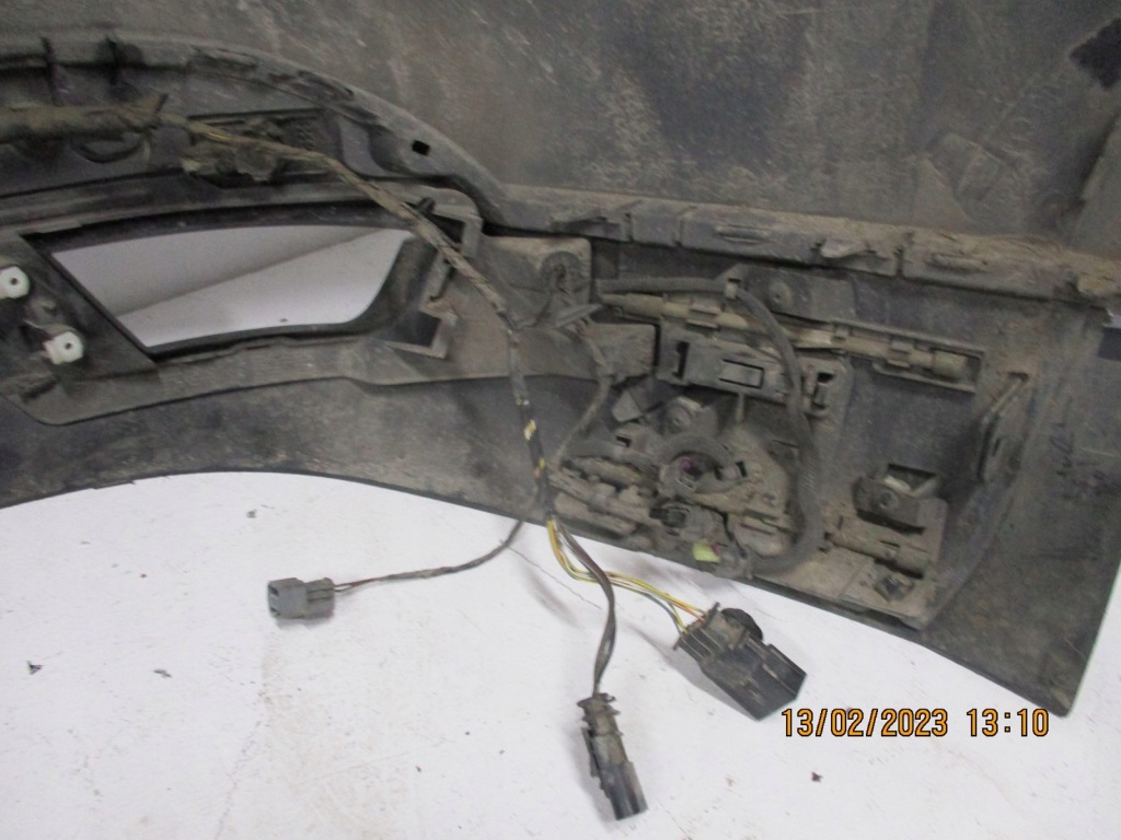 Бампер задний  задний jaguar f pace 4x pdc 17r Киев