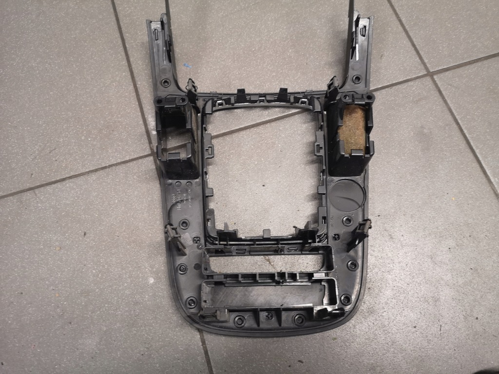 фото №10, Рамка домкрата передач audi a4 b8 8k0864261