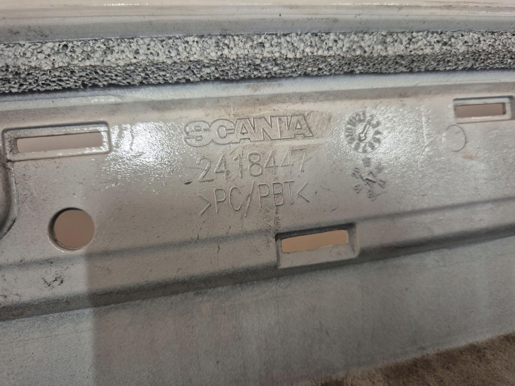 фото №11, Scania r 17- корпус порог левая подножка góra 2418447