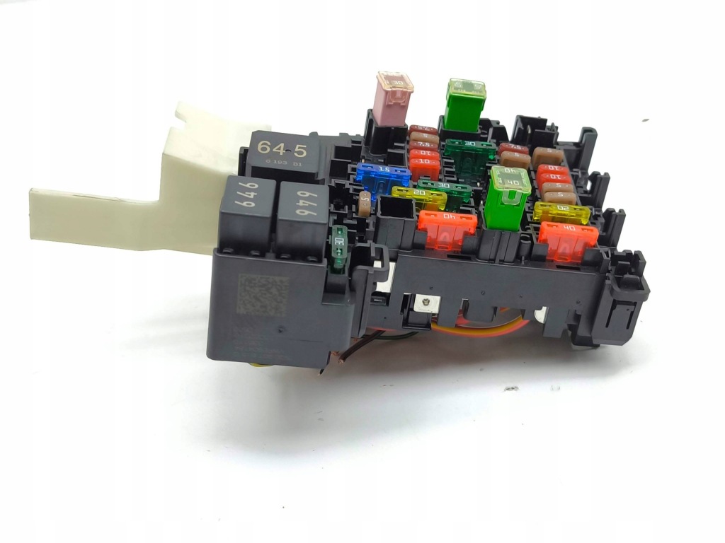 Seat ateca 2017 рамка / модуль предохранителей Киев