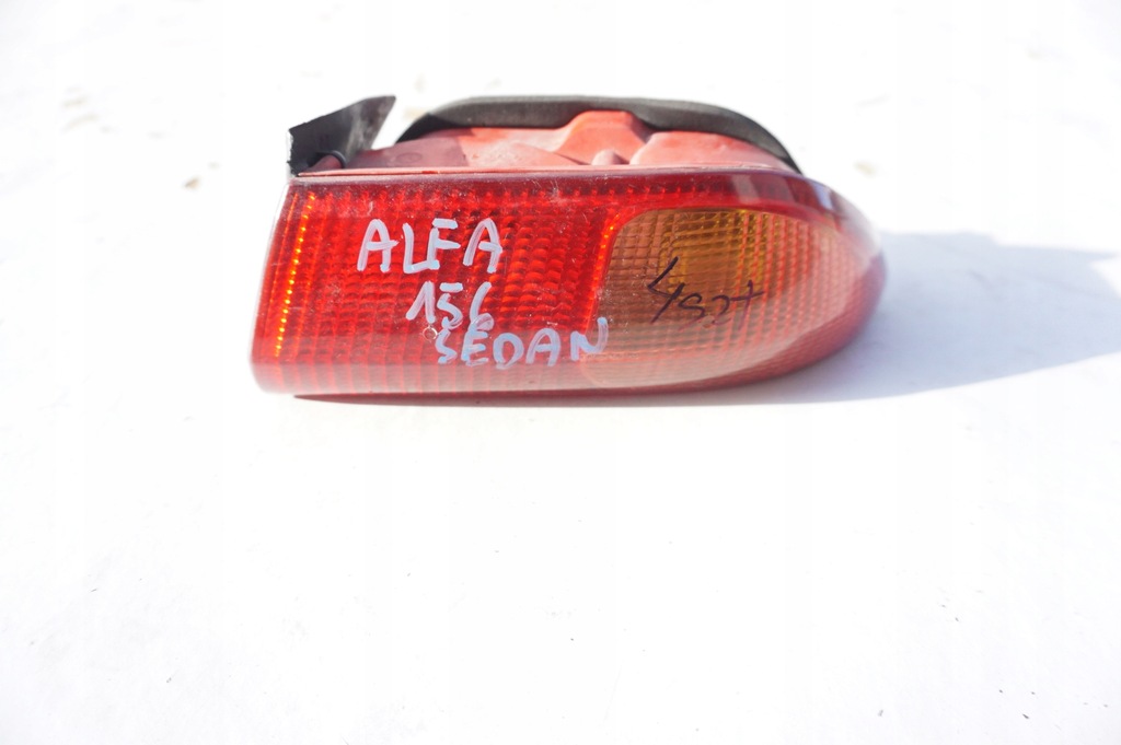 фото №1, Лампа крышки правый задняя alfa romeo 156 sedan