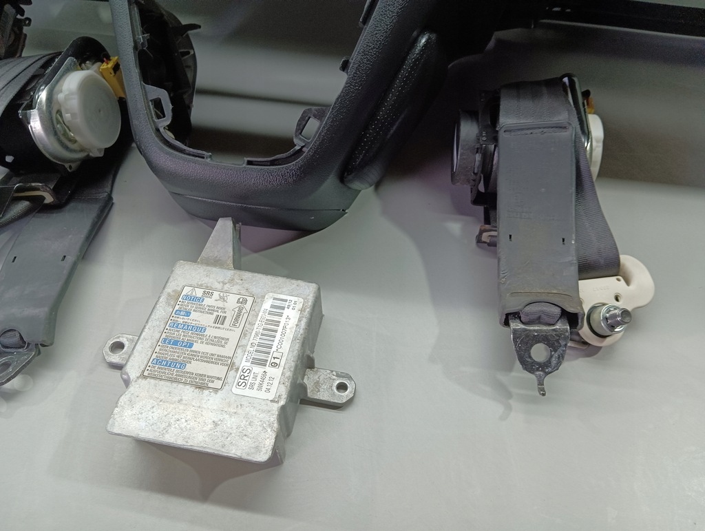 фото №9, Панель приладів консоль панель приладів 2xpasy 2x подушка безпеки модуль подушка безпеки honda cr-v iv 2012-15r