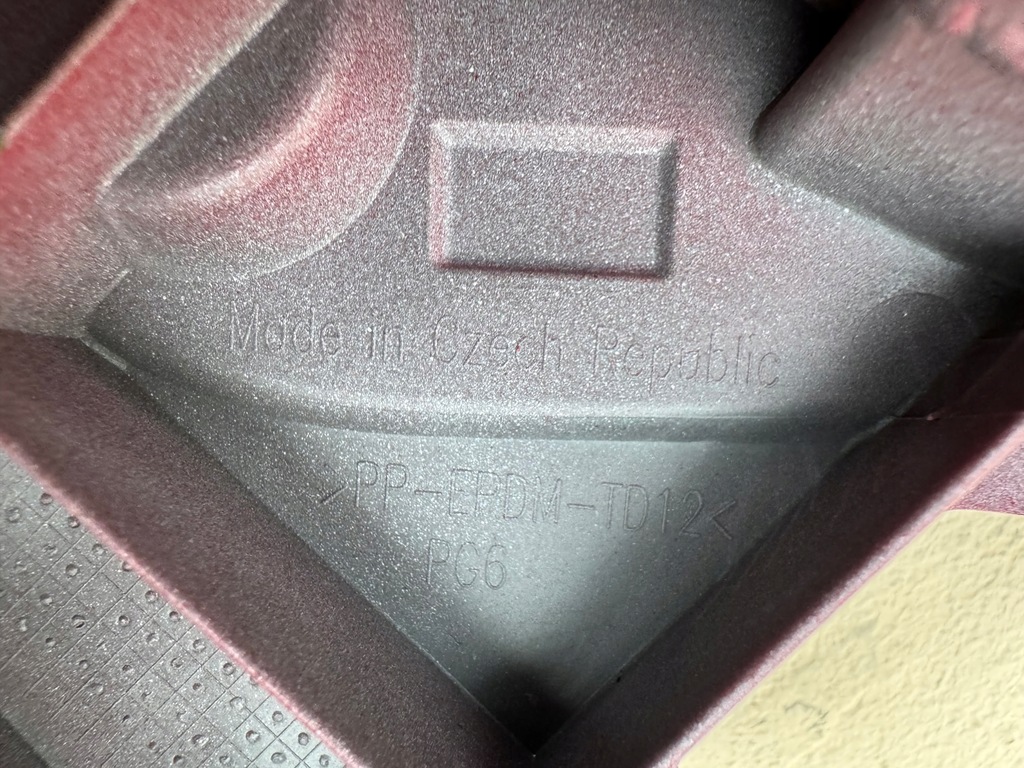 фото №10, Skoda kamiq 17r- направляющая бампера левый перед передний