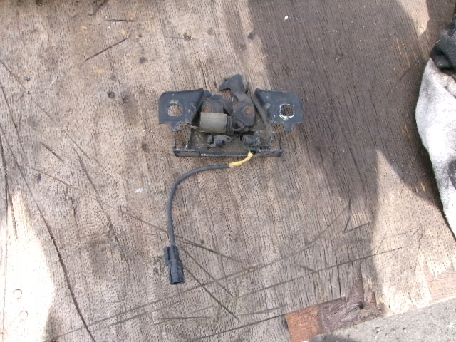 фото №1, Замок капот opel vivaro c renault trafic iii 2014-2019rok 1,6cdti orginal