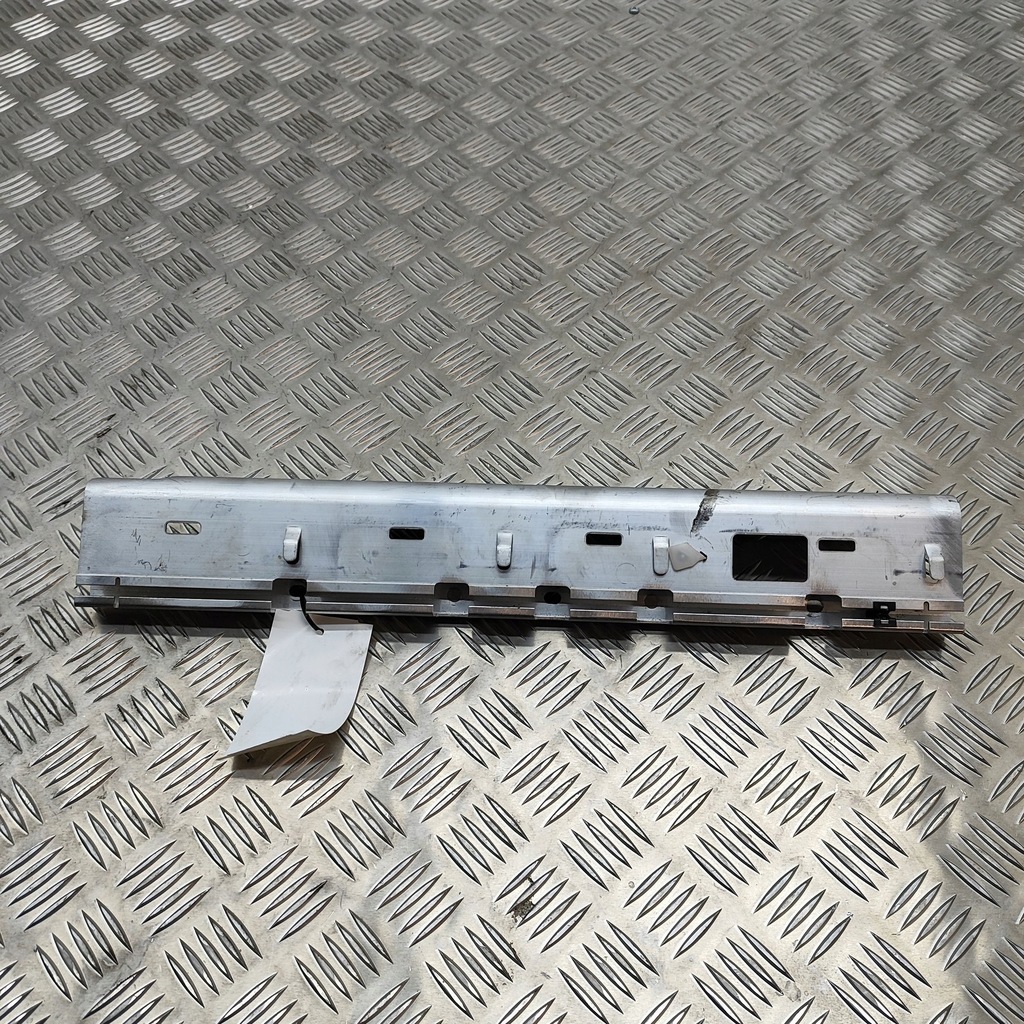 фото №6, Jaguar xj x351 2014 направляющая накладки порога