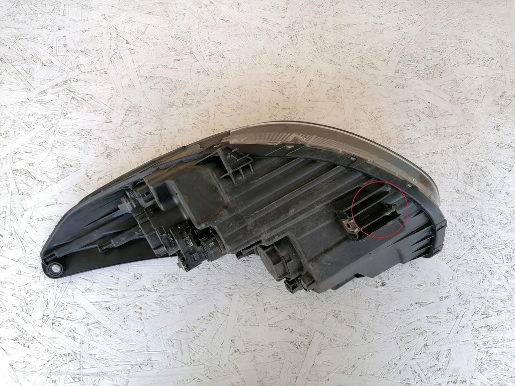 фото №14, Hyundai ix35 2011 лампи передні